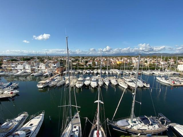 Nautica 5ºa Apartman Empuriabrava Kültér fotó